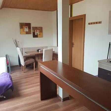 Apartmenthaus Vendégház