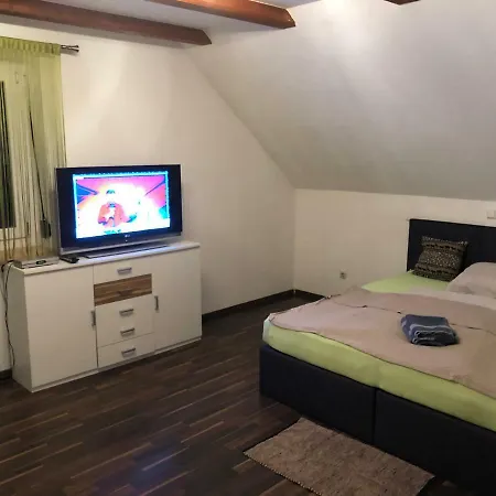 Apartmenthaus Vendégház 3*